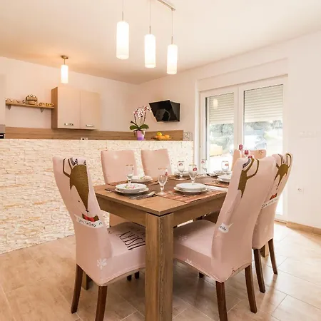 Holiday home Lovely In With Wifi *