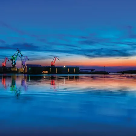 Beautiful In Пула